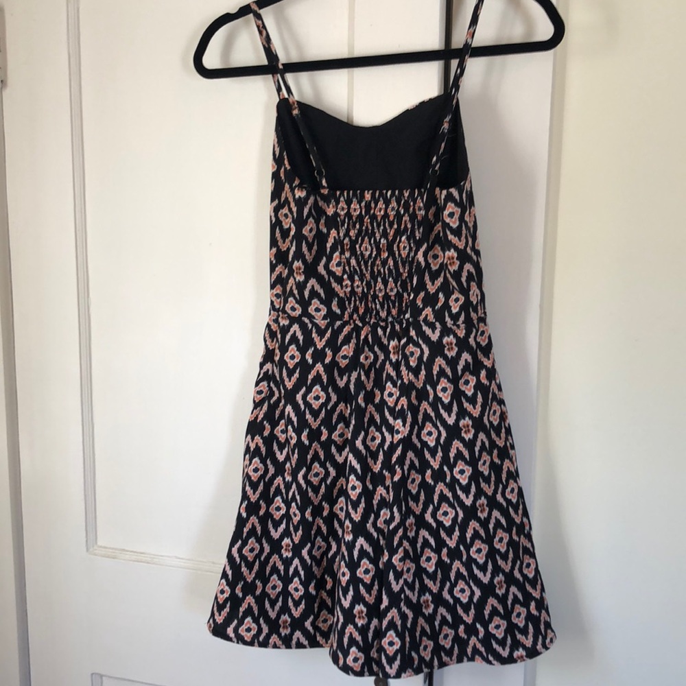 Black pattern strappy fit and flair dress - Picture 5 of 7